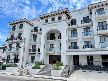 Casa Barros Vacation Condos