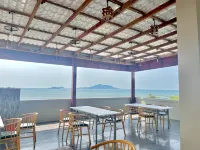 Kep Sea View Hotel & Sky Bar