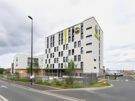 B&B Hotel Champigny-Sur-Marne Отели в г. Шеневьер-Сюр-Марн