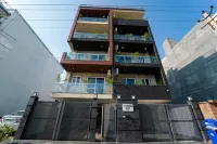 Lime Tree 2 BHK Serviced Apartment Golf Course - Pensions