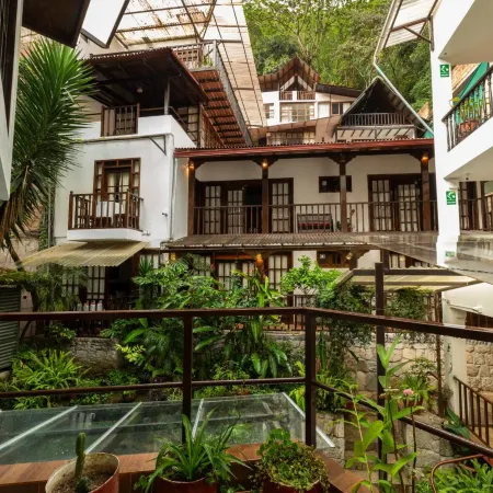 Gringo Bill's Boutique Hotel