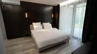 Pioneer Resort Hotel - Homestays