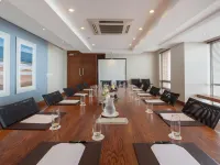 Town Lodge Gqeberha Hotels near Summerstrand