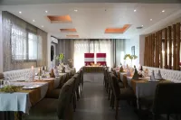 The Swiss Hotel Freetown - breakfast