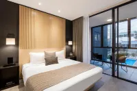 One Global Resorts Parramatta - balcony