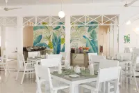 Equator Village Maldives - breakfast