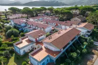 Giannella Beach Residence Apartment - parking