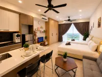 บริการสุดพิเศษ Bell Suite  Sepang KLIA Kota Warisan - สระว่ายน้ำส่วนตัว