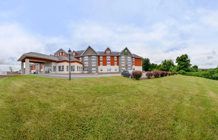 Holiday Inn Express MYSTIC - GROTON AREA by IHG