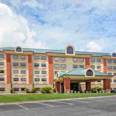 Holiday Inn Express 布蘭森綠山驅動器 Hotel Exterior