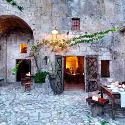 Sextantio le Grotte Della Civita Hotel Exterior