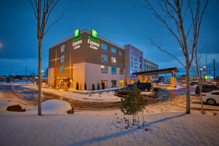 Holiday Inn Express & Suites Hermiston Downtown