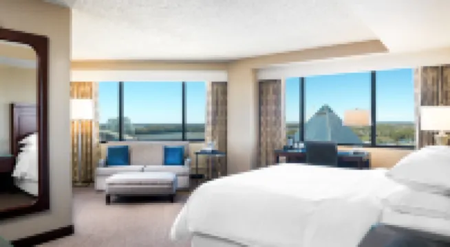 Memphis Riverline Hotel