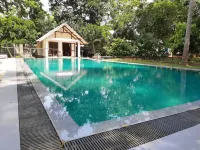 The Countryside Udawalawe - Rooftop Pools