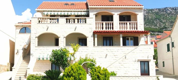 Apartments Fani Hotels in Bol