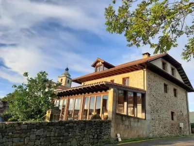 Posada El Hidalgo فنادق في Lierganes