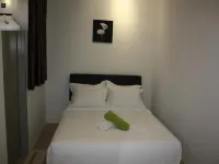 Cameron Golden Hills Resort