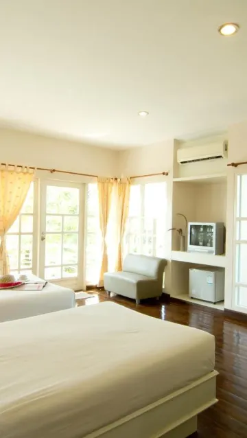 ห้องซูพีเรีย, วิวสระว่ายน้ำ