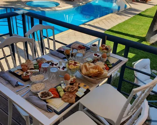 Elizabeth Suites Hotels in Daratso