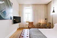 B2 Boutique Hotel + Spa