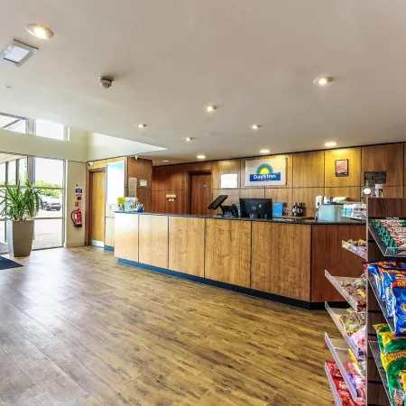 Days Inn by Wyndham Peterborough