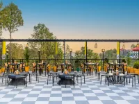 The Hosteller Kasauli - Desayuno