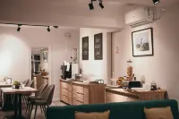 Nest Guesthouse Hotel di Drobeta-Turnu Severin