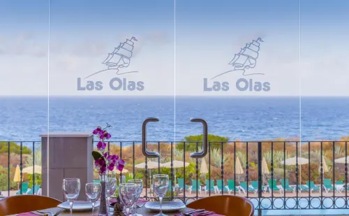 Hotel-Apartamento Las Olas - parking