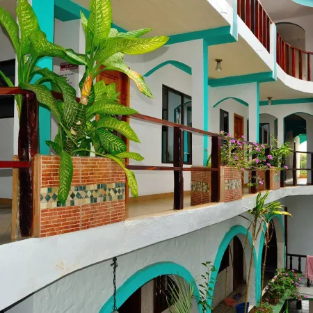 Hostal Sir Francis Drake Отели рядом с достопримечательностью «Залив Тортуга»