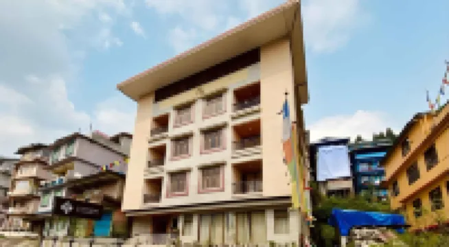 Lingmoo Residency โรงแรมใน