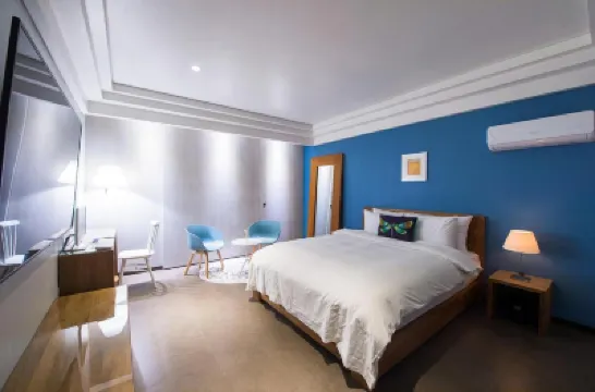 Soho Hotel Airport Hotels near Daegaksa Temple