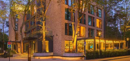 Karmanns - Yantar Hall (Карманнс Янтарь Холл)