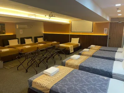 Waterfront HomeStay 衛理公會民恩堂附近的飯店