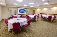 Hampton Inn & Suites Augusta West - breakfast