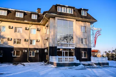 Comfort Hotels near Ice Palace