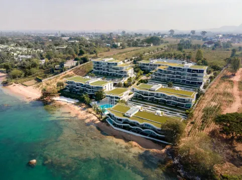 เพียว ซันเซ็ท บีช - บาย มิกิโฮลลิค