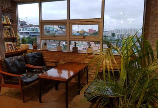 목포의 레트로 감성이 돋보이는 거리 사진