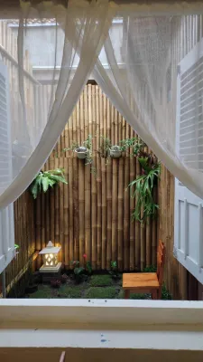 The Bloomy House - Pysäköinti