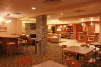 Comfort Inn & Suites Copley Akron
