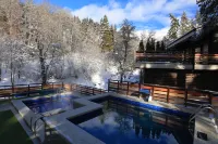 Mairi Park Hotel - Pools