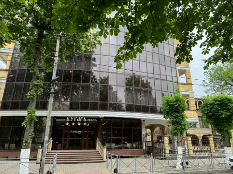 Hotel Bugar