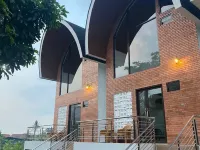 Villa Saung Wira Hotel di Kecamatan Beber