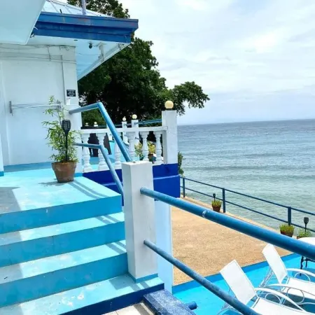 Campbells Beach Resort