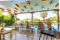 Hotel Grand Nefeli - Infinity Pools
