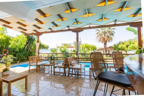 Hotel Grand Nefeli Hotels in Apollonii