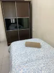 3 Bedrooms Stunning Condominium Nearby Airport, USM and Queensbay - 2-Star