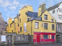 Leith House Hotels near ليث