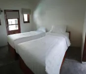 Roots Hotel Trawangan - 2-Star