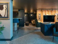 Aparthotel Birmingham Hotels near Shakespeare Express