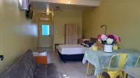 Alec's Hotel - servizio colazione
